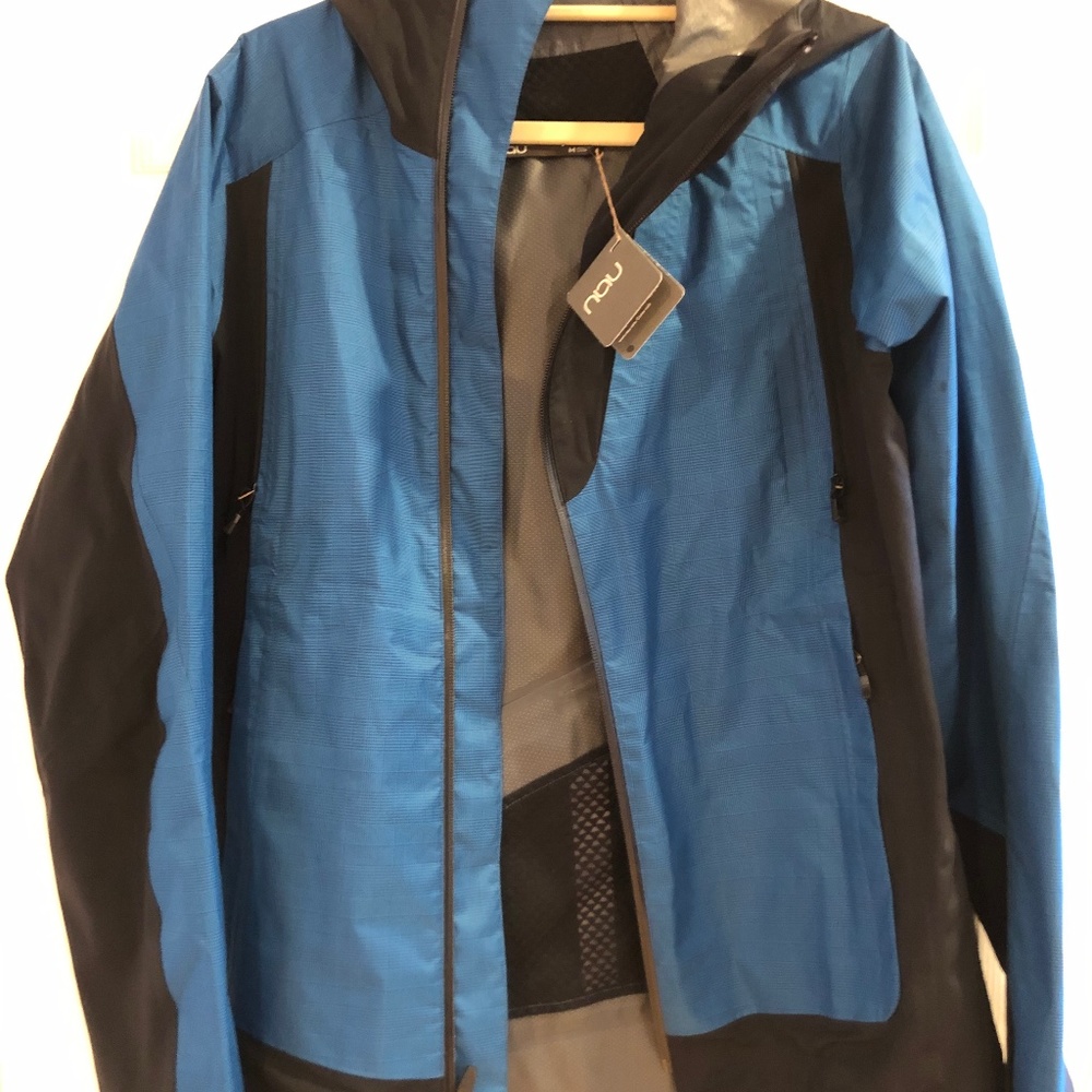 Mens M Nau Hooded Rain Jacket in Blue/Black with tags